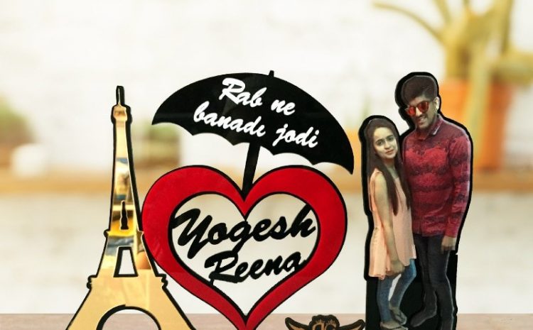 The Effiel Tower Frame – Customized Gifts Online