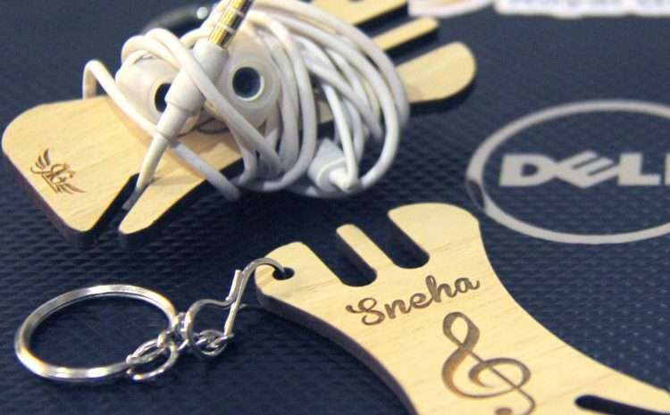 Ear Phone Holder – Customized Gifts Online