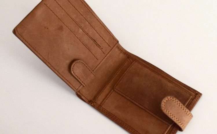 Brown Hunter Leather Wallet – Customized Gifts Online