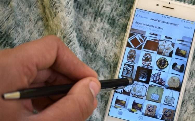 Black Metal Pen + Stylus – Customized Gifts Online