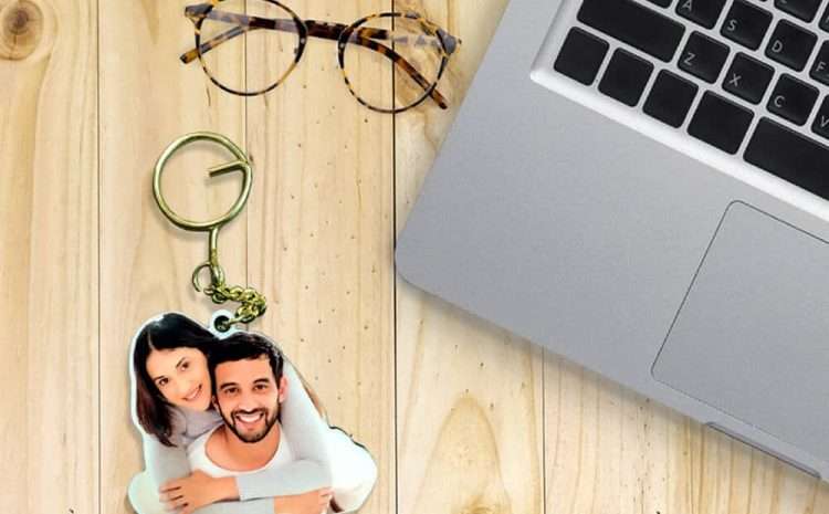 Wooden Cutout Keychain – Customized Gifts Online